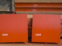 千斤頂并聯(lián)承壓板